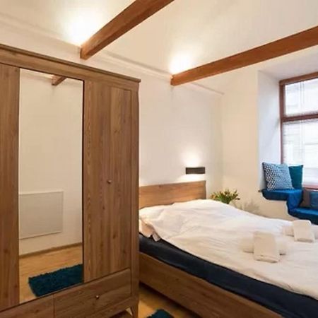 Cozy Studio On Wielopole Street. Krakow Luaran gambar